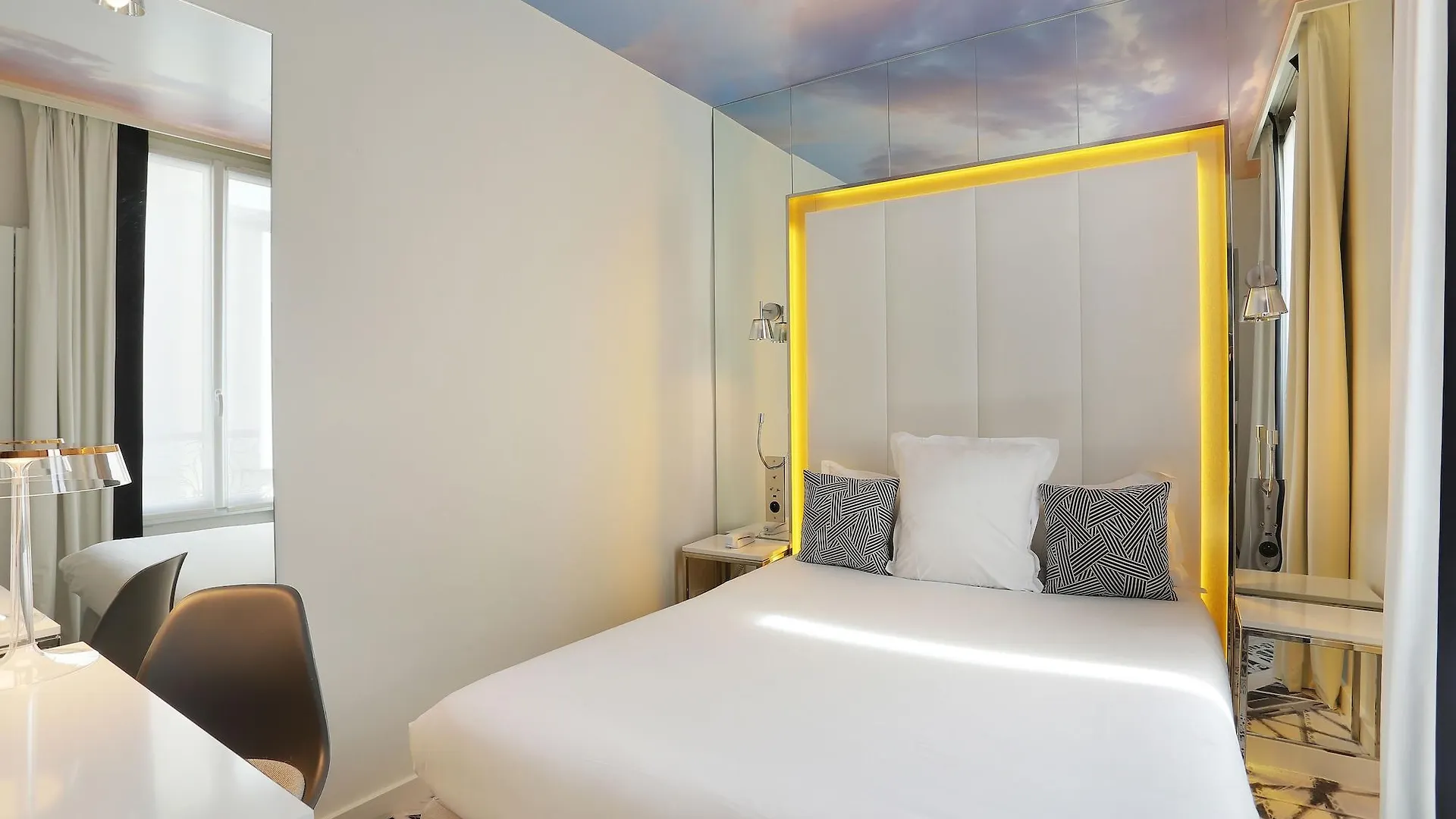 Nouvel Hôtel Eiffel Paris France