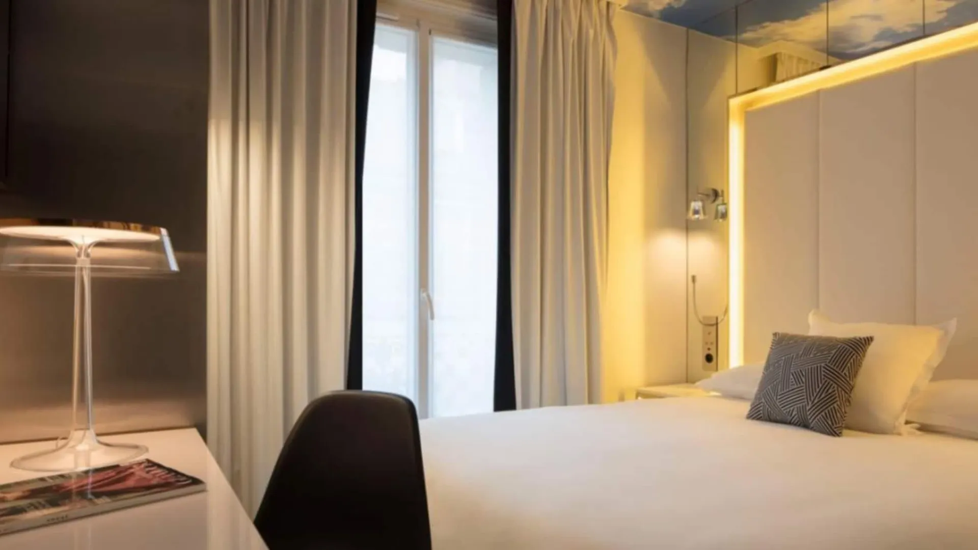 Nouvel Hotel Eiffel Paryż