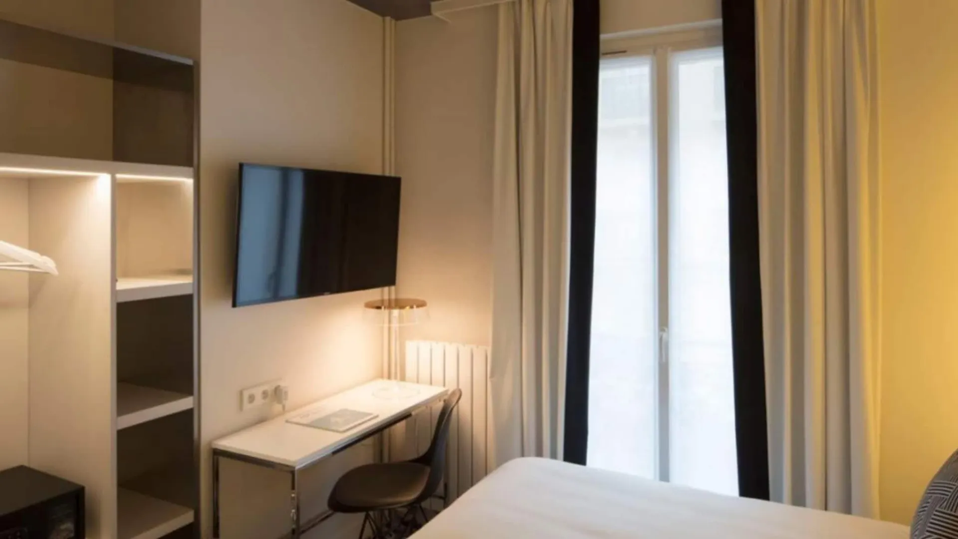 Nouvel Hôtel Eiffel Paris France