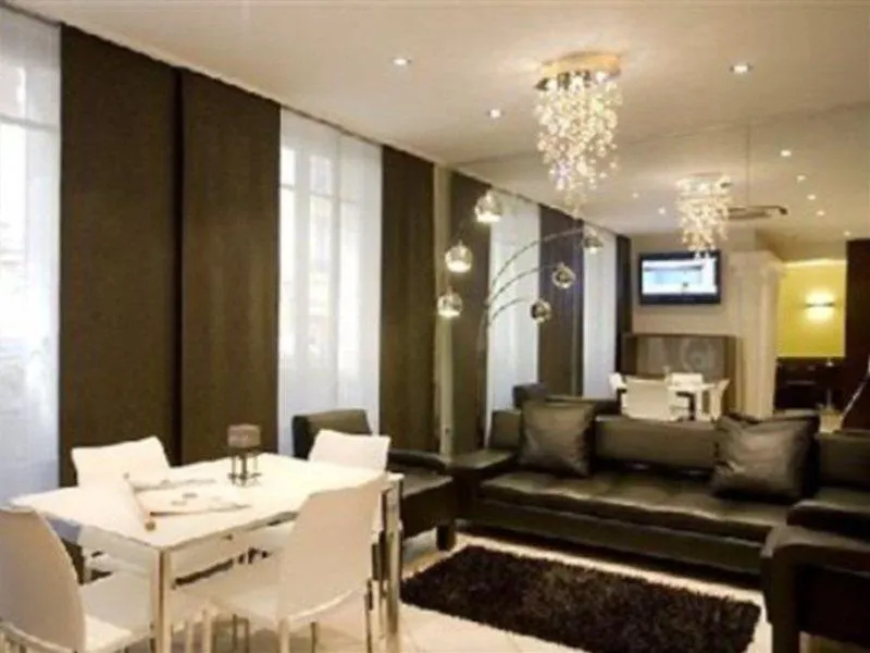 Nouvel Hotel Eiffel Paryż