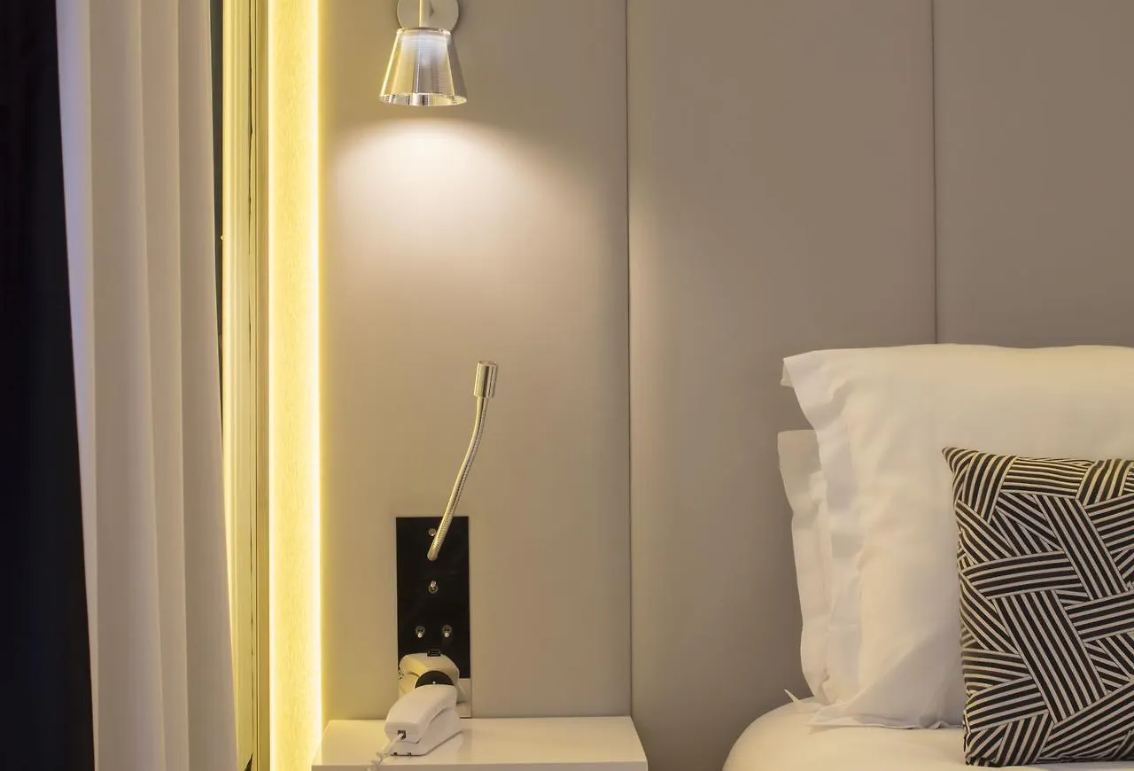 Nouvel Hotel Eiffel Paryż