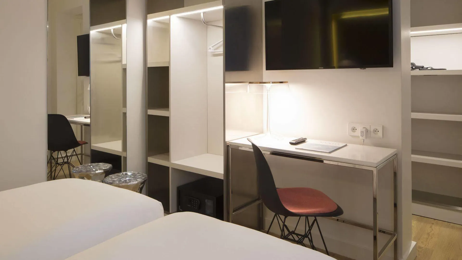 Hotel Nouvel Hôtel Eiffel Paris