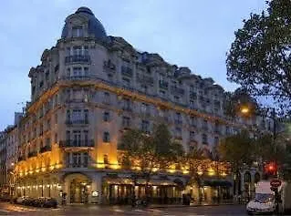 Nouvel Hotel Eiffel Paryż Francja