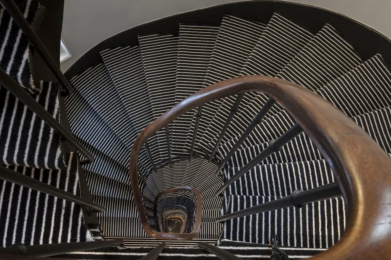 Nouvel Hotel Eiffel Paris