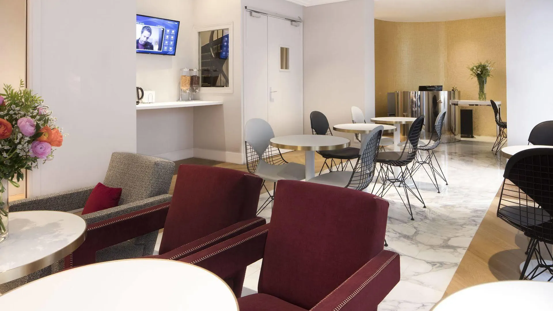 Nouvel Hotel Eiffel Paris 3*,